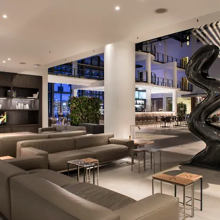 Estrel Hotel-2